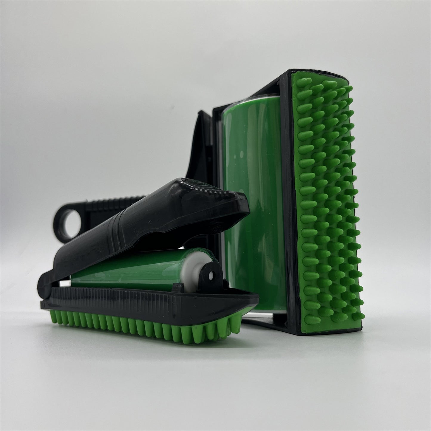 Pet Hair Remover Roller & Grooming Brush – Reusable Fur Cleaner for Cats & Dogs